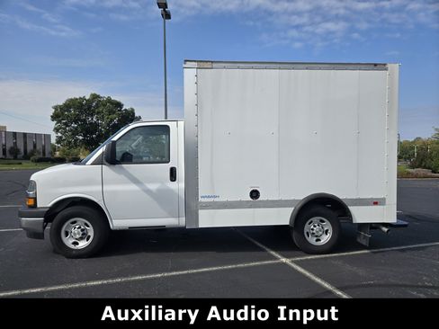New 2024 Chevrolet Express 3500 w/ Power Convenience Package image 4