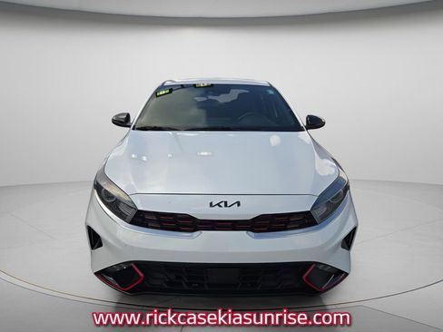Used 2022 Kia Forte GT-Line w/ GT-Line Premium Package FWD image 3