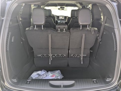 New 2026 Chrysler Pacifica Select FWD image 12
