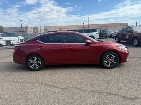 Certified 2021 Nissan Sentra SV FWD image 4