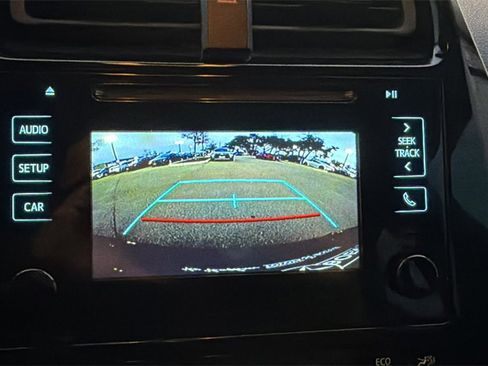 Used 2018 Toyota Prius Two image 31