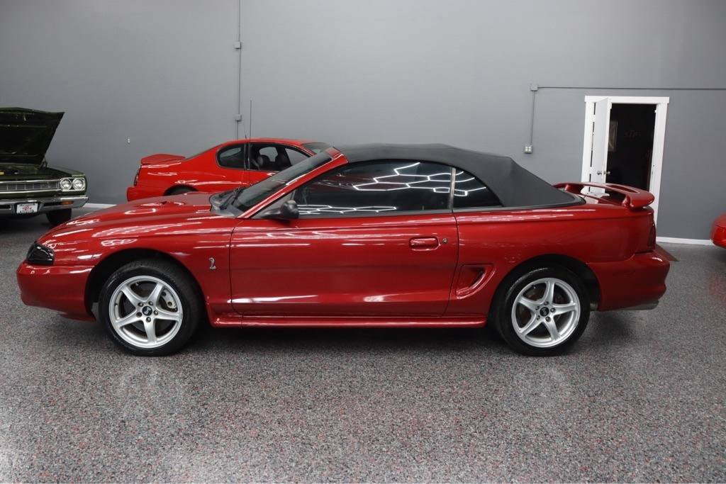 Used 1998 Ford Mustang Cobra RWD image 2