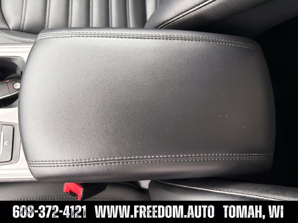 Used 2024 Ford Edge SEL AWD/4WD image 25