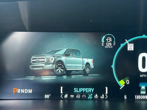Used 2021 Ford F150 Lariat w/ Equipment Group 502A High AWD/4WD image 32