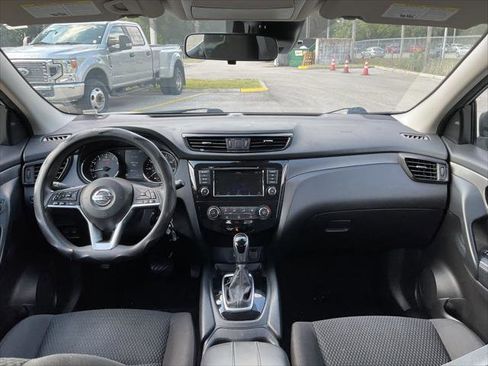 Used 2020 Nissan Rogue Sport S FWD image 29