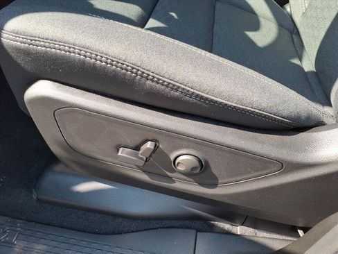 New 2026 RAM 1500 Big Horn image 8