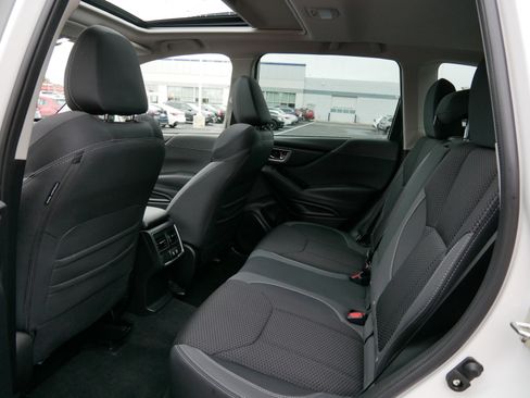 Certified 2023 Subaru Forester Premium image 32