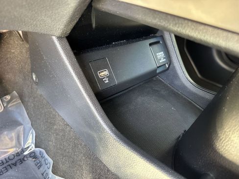 Used 2019 Honda HR-V LX image 52