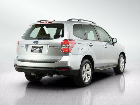Used 2015 Subaru Forester 2.5i Premium w/ All-Weather Package AWD/4WD image 5