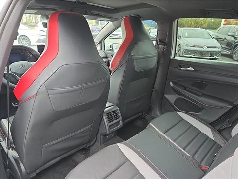 New 2026 Volkswagen GTI SE image 9