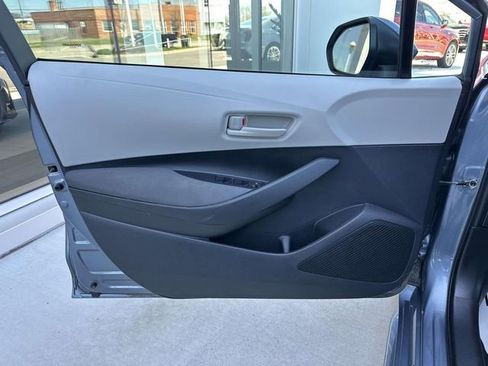 Used 2024 Toyota Corolla LE FWD image 11