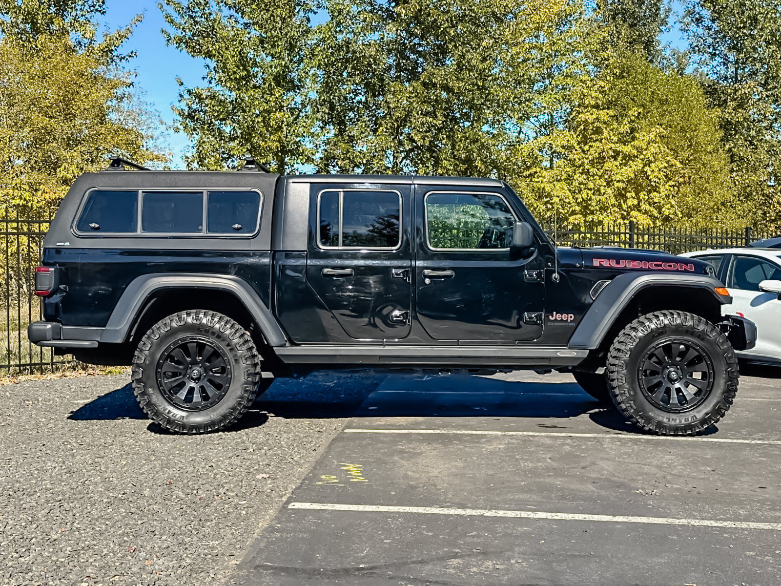 Used 2020 Jeep Gladiator Rubicon AWD/4WD image 2