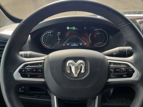 Used 2024 RAM ProMaster 3500 image 8