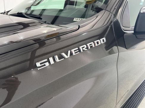 Used 2021 Chevrolet Silverado 1500 LT AWD/4WD image 27