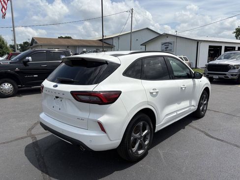Used 2024 Ford Escape ST-Line w/ Tech Pack #1 AWD/4WD image 8