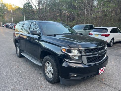 Used 2015 Chevrolet Tahoe LT w/ Luxury Package image 2