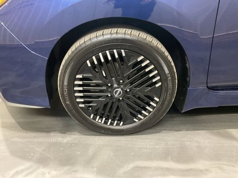 Used 2025 Nissan Leaf SV Plus image 6