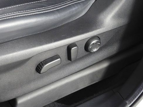 Used 2023 Subaru Ascent Limited w/ Technology Package image 23