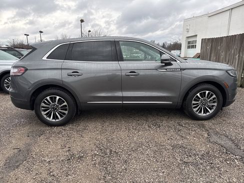 Certified 2022 Lincoln Nautilus Reserve image 10