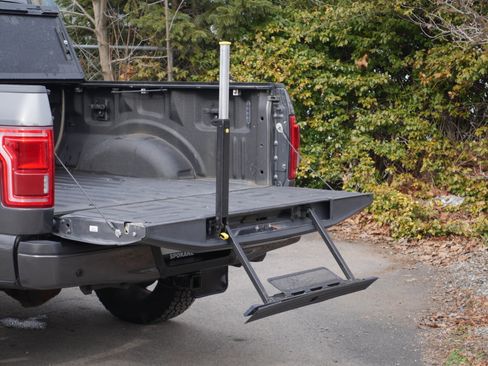 Used 2016 Ford F150 Lariat w/ Equipment Group 502A Luxury image 22