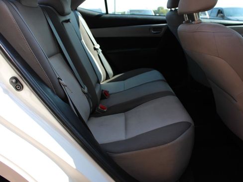 Used 2019 Toyota Corolla LE FWD image 40
