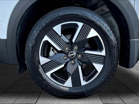 Certified 2026 Nissan Kicks SV w/ Cold Weather Package AWD/4WD image 35