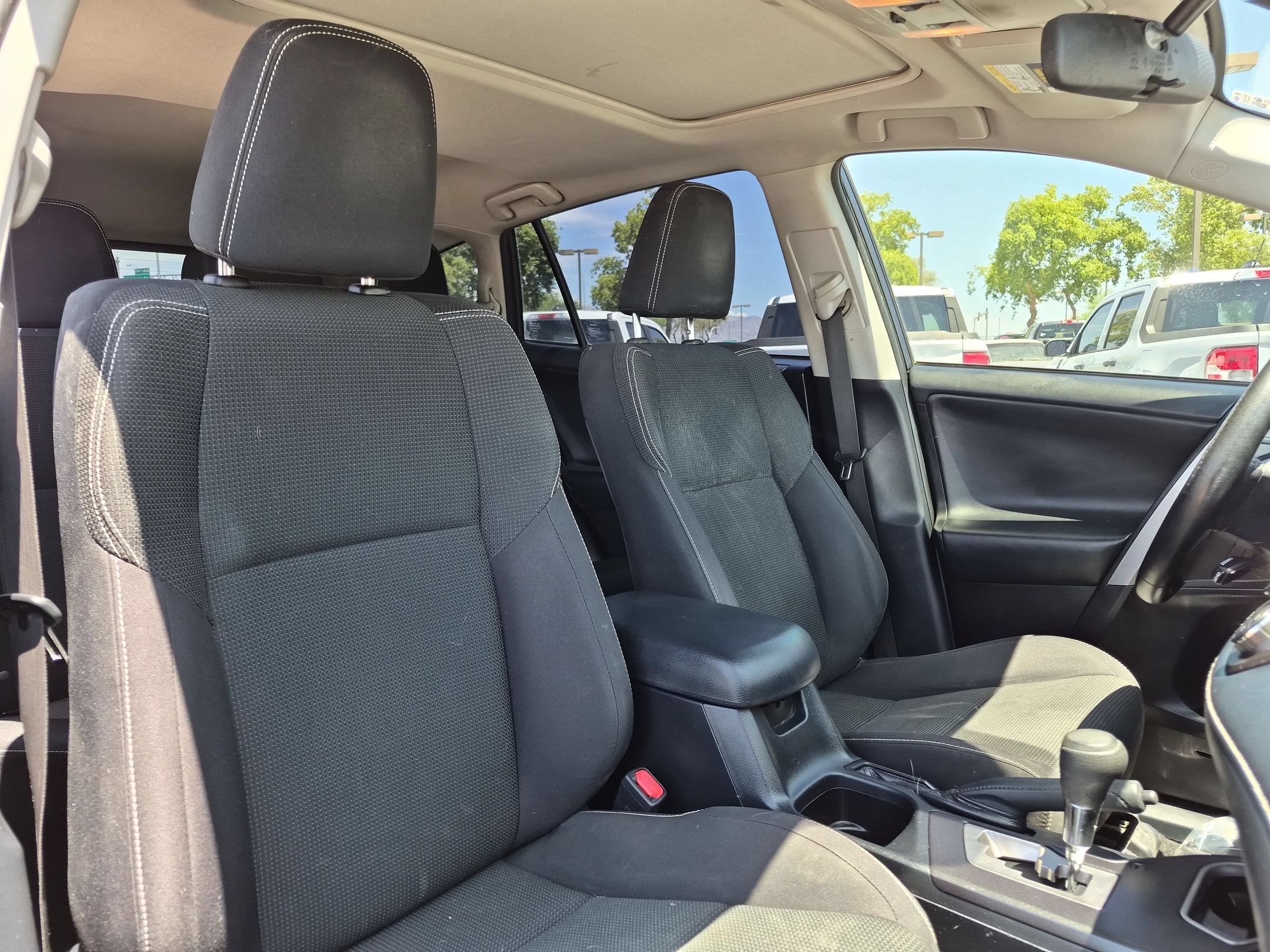 Used 2017 Toyota RAV4 XLE w/ Convenience Package AWD/4WD image 26