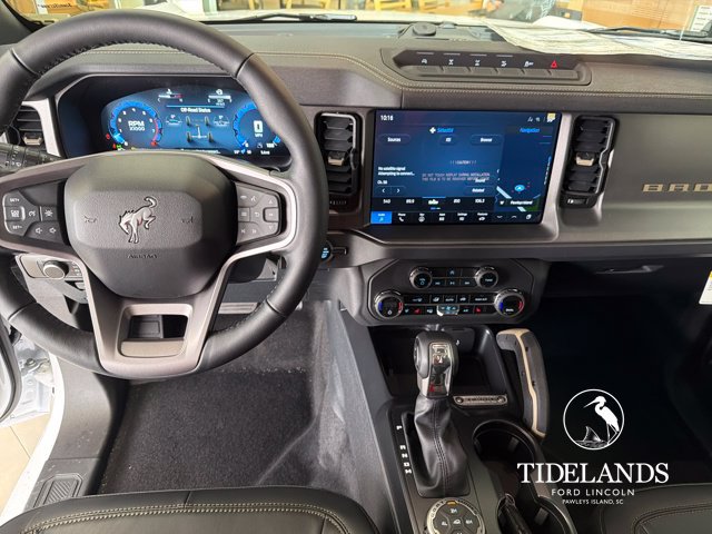 Used 2025 Ford Bronco Badlands w/ Sasquatch Package AWD/4WD image 16
