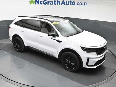 Used 2021 Kia Sorento SX image 3