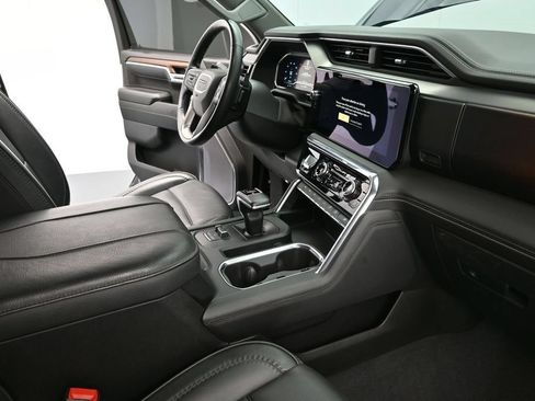 Used 2023 GMC Sierra 1500 Denali w/ Denali Reserve Package AWD/4WD image 12