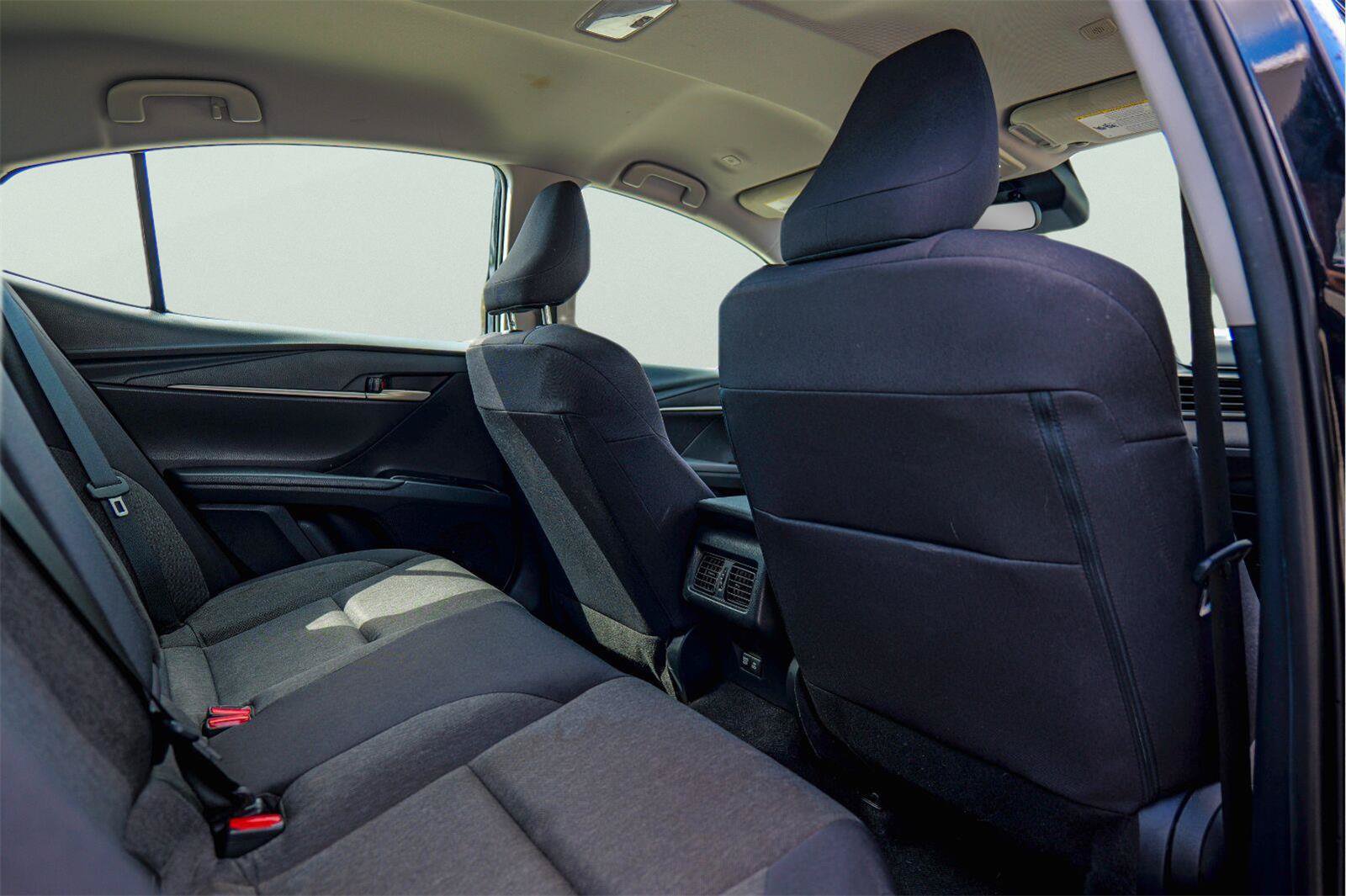 Used 2025 Toyota Camry LE FWD image 13