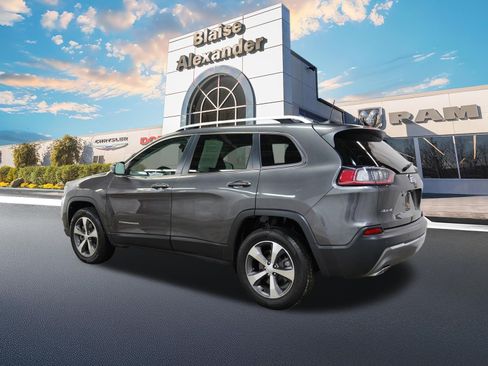 Used 2020 Jeep Cherokee Limited image 9