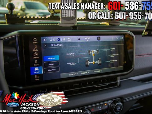 Used 2025 Jeep Wrangler Unlimited Rubicon w/ XTREMEE 35" Tire Package image 24