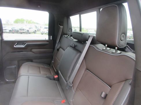 New 2026 GMC Sierra 3500 Denali w/ Denali Reserve Package AWD/4WD image 14