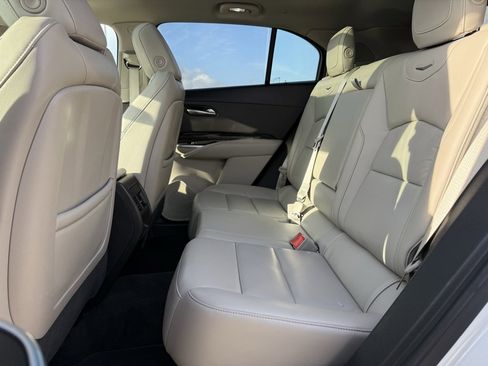 Used 2022 Cadillac XT4 Premium Luxury image 10