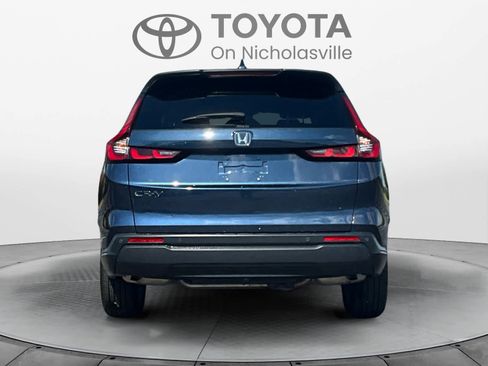 Used 2025 Honda CR-V EX-L image 4