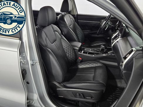 Used 2021 Kia Sorento SX Prestige AWD/4WD image 44