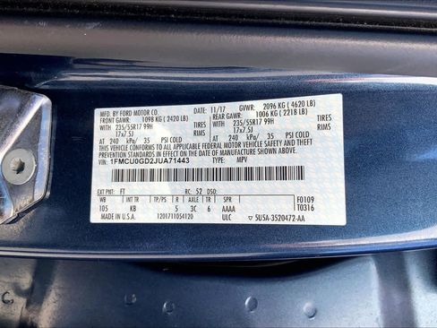 Used 2018 Ford Escape SE w/ SE Sync 3 Package image 40