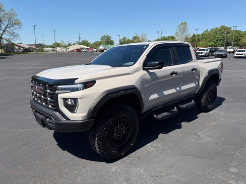 Used 2026 GMC Canyon AT4X w/ AT4X AEV Edition AWD/4WD image 12