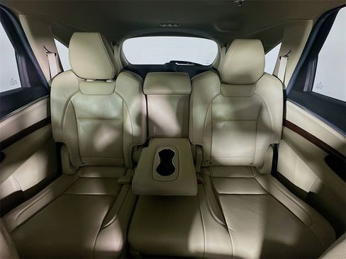 Used 2020 Acura MDX FWD image 13