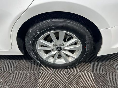 Used 2025 Toyota Camry LE image 30