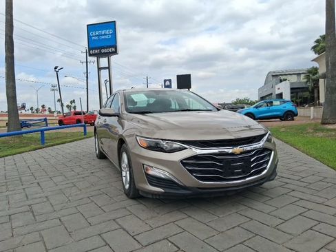 Used 2025 Chevrolet Malibu LS w/ LPO, Floor Liner Package FWD image 1