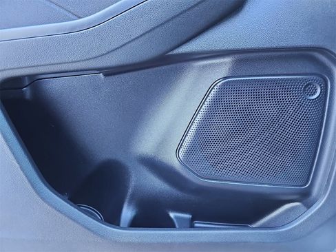 Used 2023 Ford Escape SE image 29