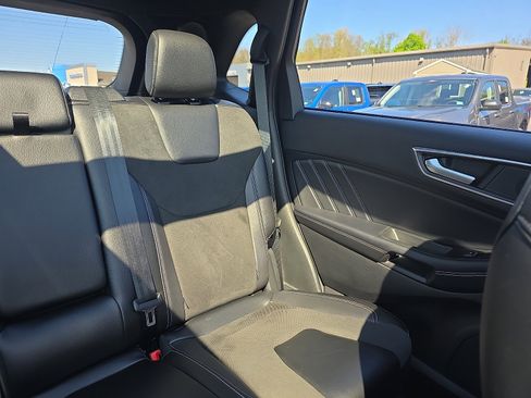 Used 2022 Ford Edge ST w/ Equipment Group 401A AWD/4WD image 20