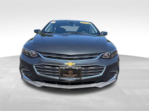 Used 2018 Chevrolet Malibu LT FWD image 10
