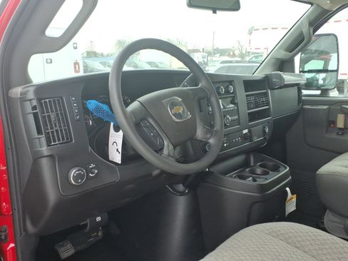 New 2026 Chevrolet Express 3500 w/ Power Convenience Package image 7