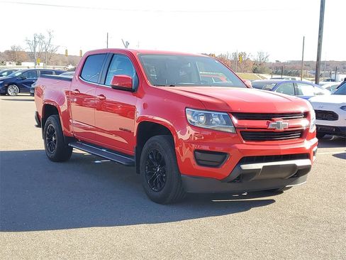 Used 2020 Chevrolet Colorado W/T w/ WT Convenience Package image 4