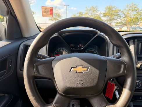 Used 2015 Chevrolet Colorado W/T image 19