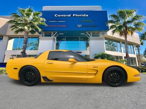 Used 2001 Chevrolet Corvette Z06 w/ Memory Pkg RWD image 4