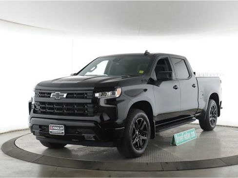 Used 2025 Chevrolet Silverado 1500 RST w/ Convenience Package II image 10